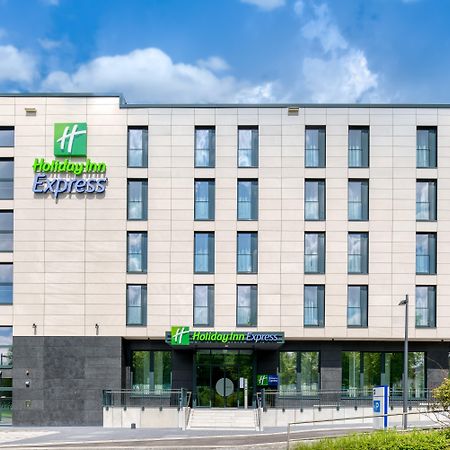 Holiday Inn Express - Fulda By Ihg Exterior photo