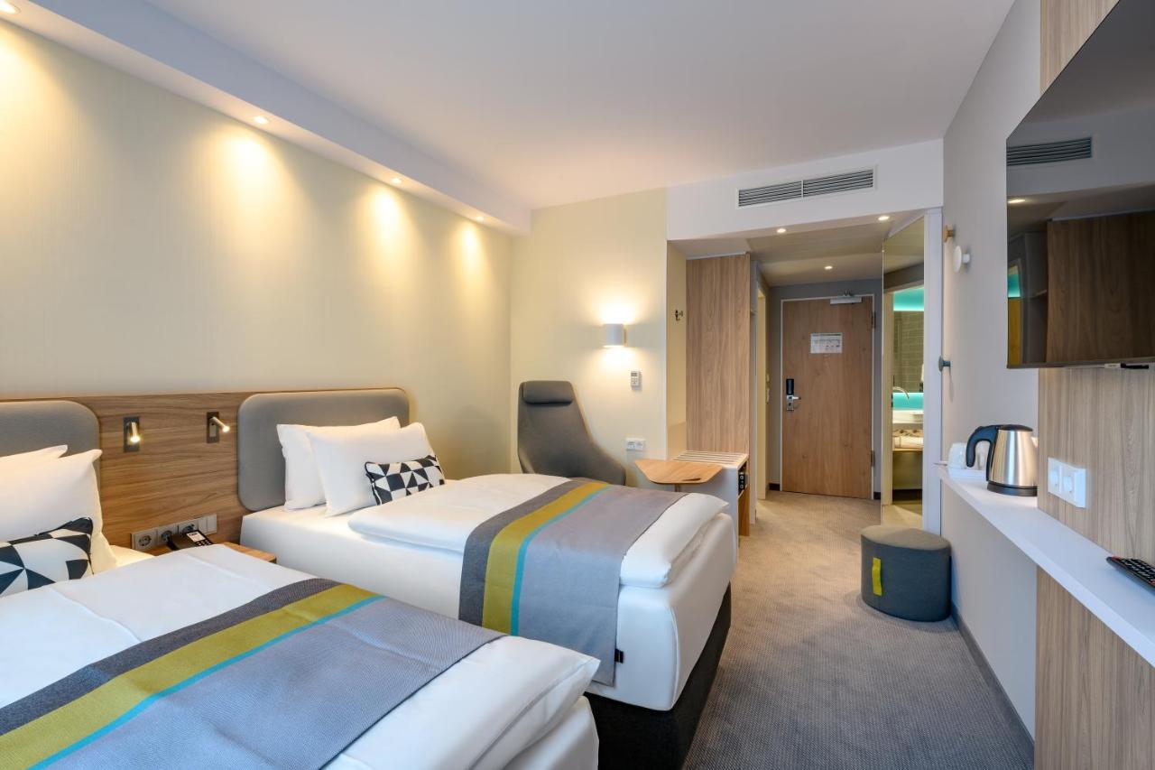 Holiday Inn Express - Fulda By Ihg Exterior photo