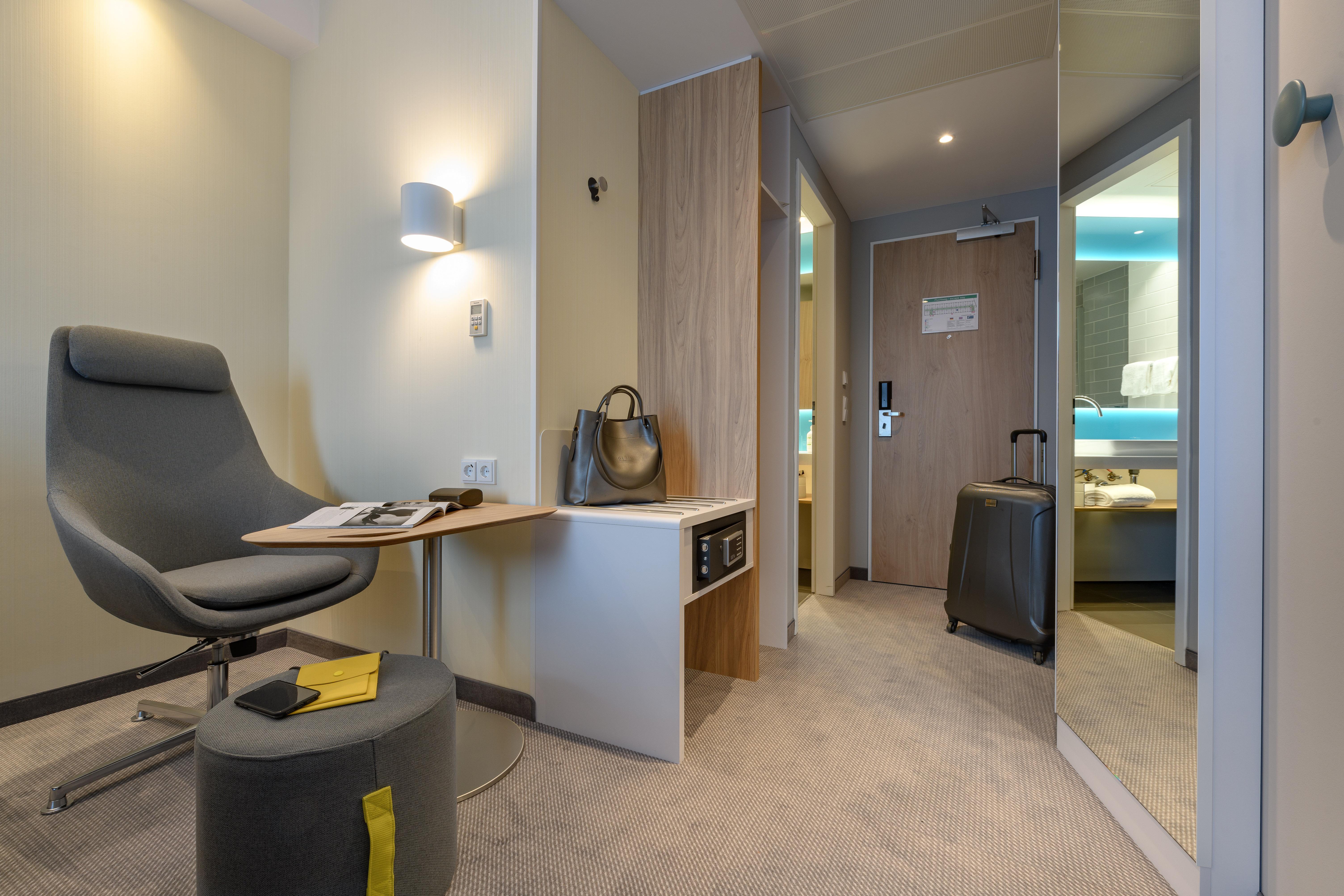 Holiday Inn Express - Fulda By Ihg Exterior photo