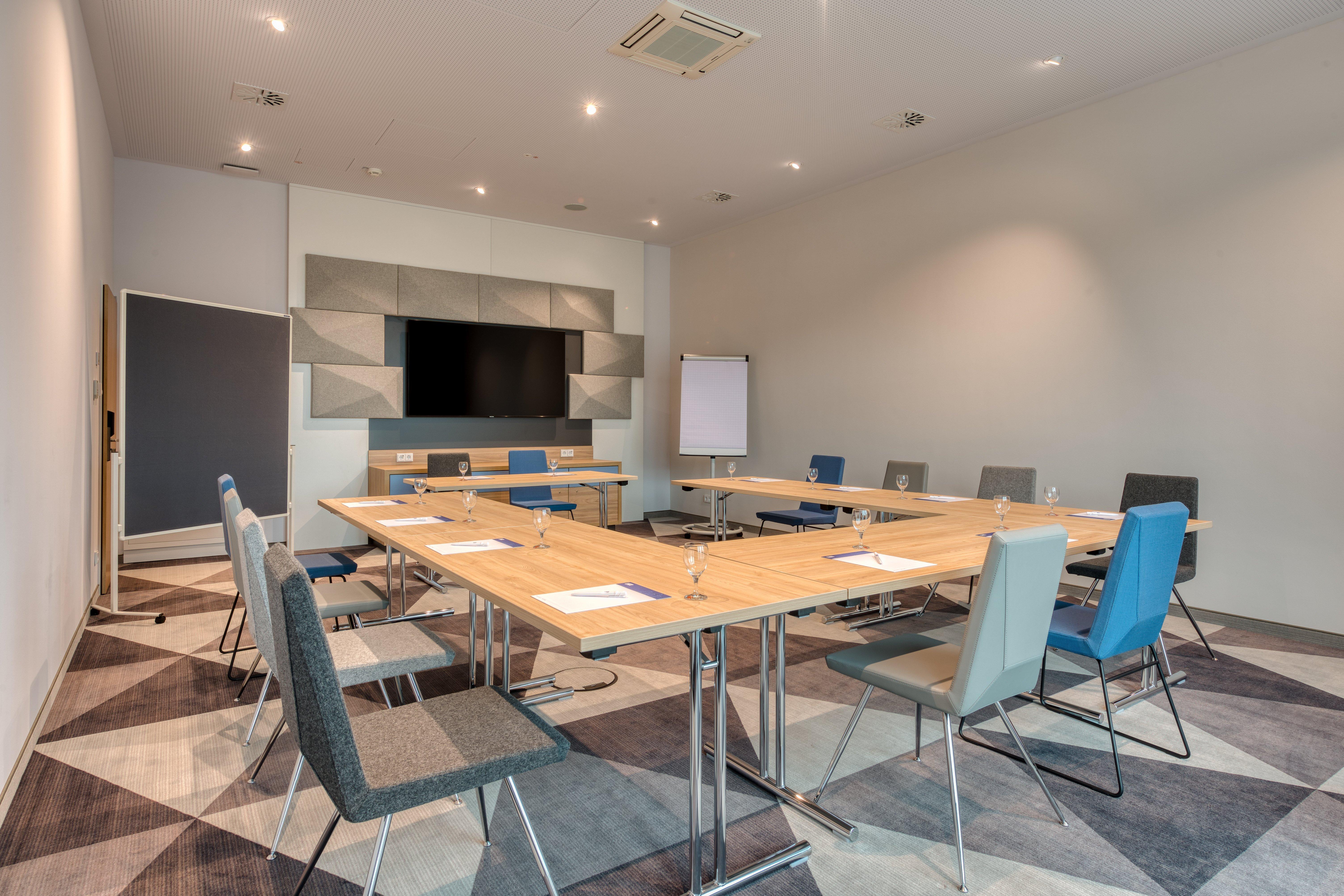 Holiday Inn Express - Fulda By Ihg Exterior photo